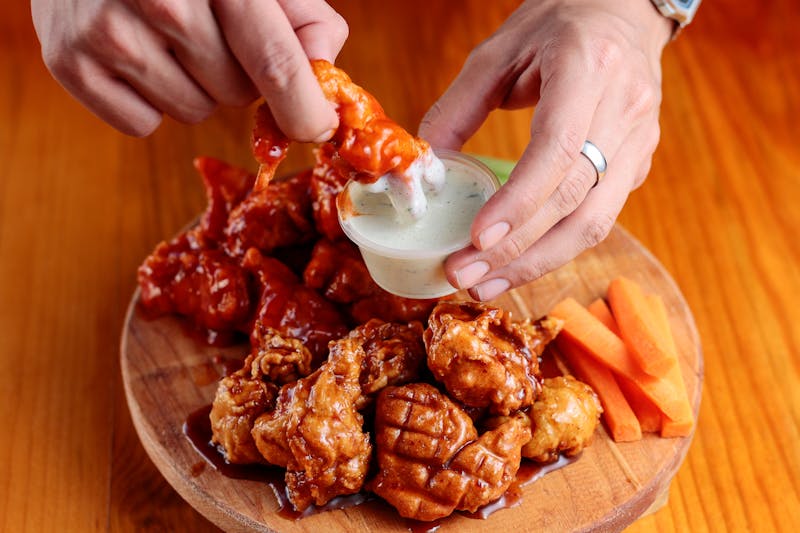 Via 313 crispy chicken wings with dipping sauce